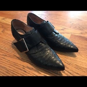 JOHN FLUEVOG - like new! - size 6